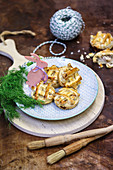 Puff pastries with savoury filling