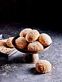 Gingerbread donuts with speculoss centres