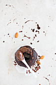 Ofengebackene vegane Mandel-Schokoladen-Donuts