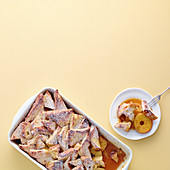 Bread pudding with almonds