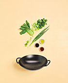 Grünes Gemüse für die Zubereitung im Wok