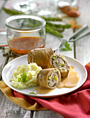 Veal roulade filled with asparagus and mushrooms