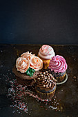 Vier Cupcakes zum Valentinstag