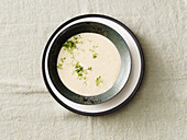 Vegan Jerusalem artichoke soup with cress