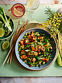 Vegeterian warm noodle salad with Siracha soy dressing