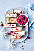 Ice cream sandwiches with raspberries and pistachios (for Christmas)