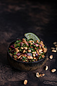 Masala-Erdnüsse mit Koriandergrün