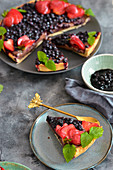 Tart with blueberries and chocolate cream