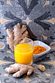 Ginger orange smoothie with turmeric
