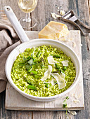 Risotto with green asparagus