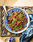 Freekeh-Salat mit gebratenen Trauben
