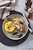 Chicken breast with gorgonzola, sage and nuts