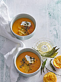 Carrot soup with oranges