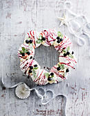 Cassis meringue wreath