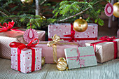 Handmade Christmas-tree decorations and wrapped gifts