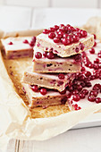 Buckwheat tray cake with red currants