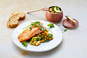Salmon with oriental curry cucumber