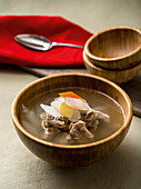 Klare Rettich-Suppe mit Rippchen (China)