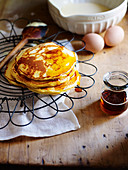 Basic pancakes with maple syrup