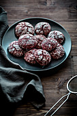 Red velvet crinkle cookies made with beetroot powder