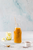 Melon and mango smoothie with chia