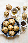 Coffee cinnamon muffins with butter and honey