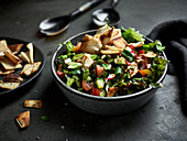 Fattoush – oriental bread salad with vegetables