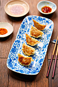 Gebratene Gyoza (Asien)