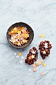 Edible paper stars as sprinkling decorations