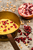 'Kichermango' with pomegranate seeds