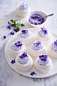 Meringues with violet cream