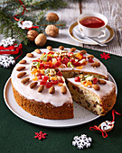 Cake with candied fruits
