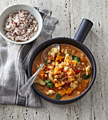 Red curry with pumpkin and chickpeas