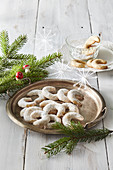 Vanilla croissant cookies with almonds