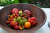 Heirloom tomatoes in a bowl