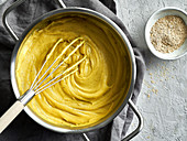 Preparing a yeast melt