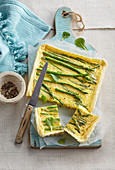 Asparagus quiche with cheese