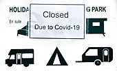 Holiday accommodation 'closed' sign