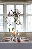 White Christmas table setting