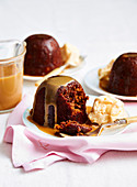 Caramel and walnut date puddings