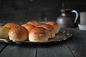 Sweet buns (milk rolls)
