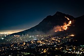 Cape Towns Table mountain on fire