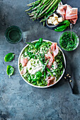 Green asparagus pasta with buratta and proscuitto