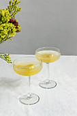 Prosecco on ice with flambéed Calvados apples