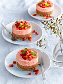 Strawberry mini cheesecakes
