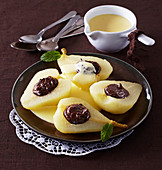 Pears with chocolate