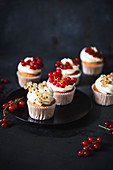 Johannisbeer-Cupcakes