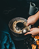 Zubereitung von Trockenobstpudding