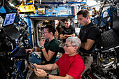 ISS Expedition 65 flight engineeers in robotics training