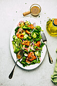 Mixed leaf salad with smoked salmon